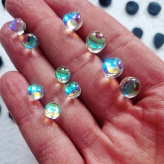 Novinka v partě mini pecek: ⚡ CIRCLE mini OPAL flash ⚡ Perfektní volba, když chcete něco, co se nosí samo… a vy už jen...